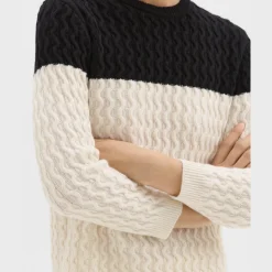 Theory Cable Knit Sweater In Cashmere-Women Sweaters + Cardigans