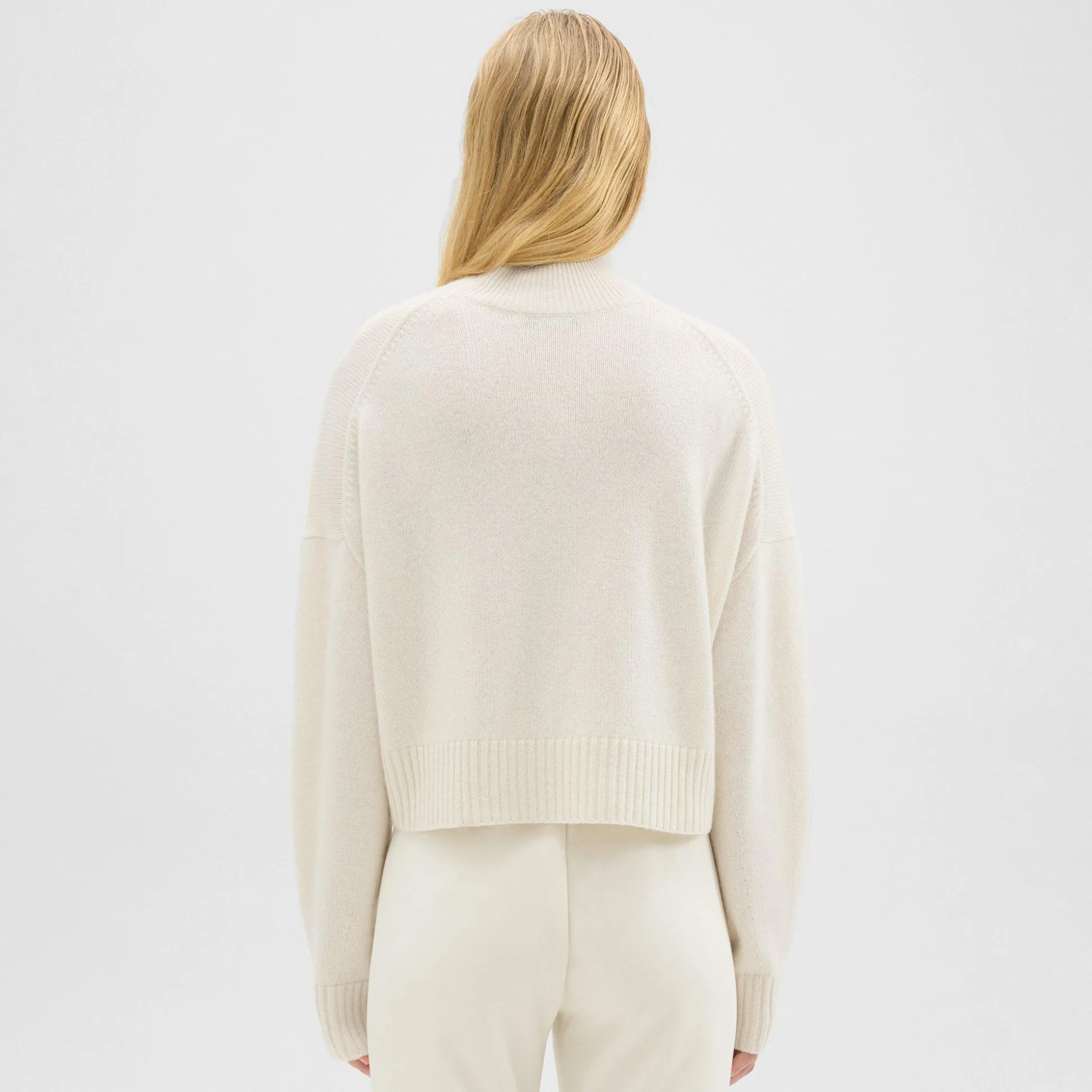 Theory Cropped Turtleneck In Cashmere-Women Sweaters + Cardigans