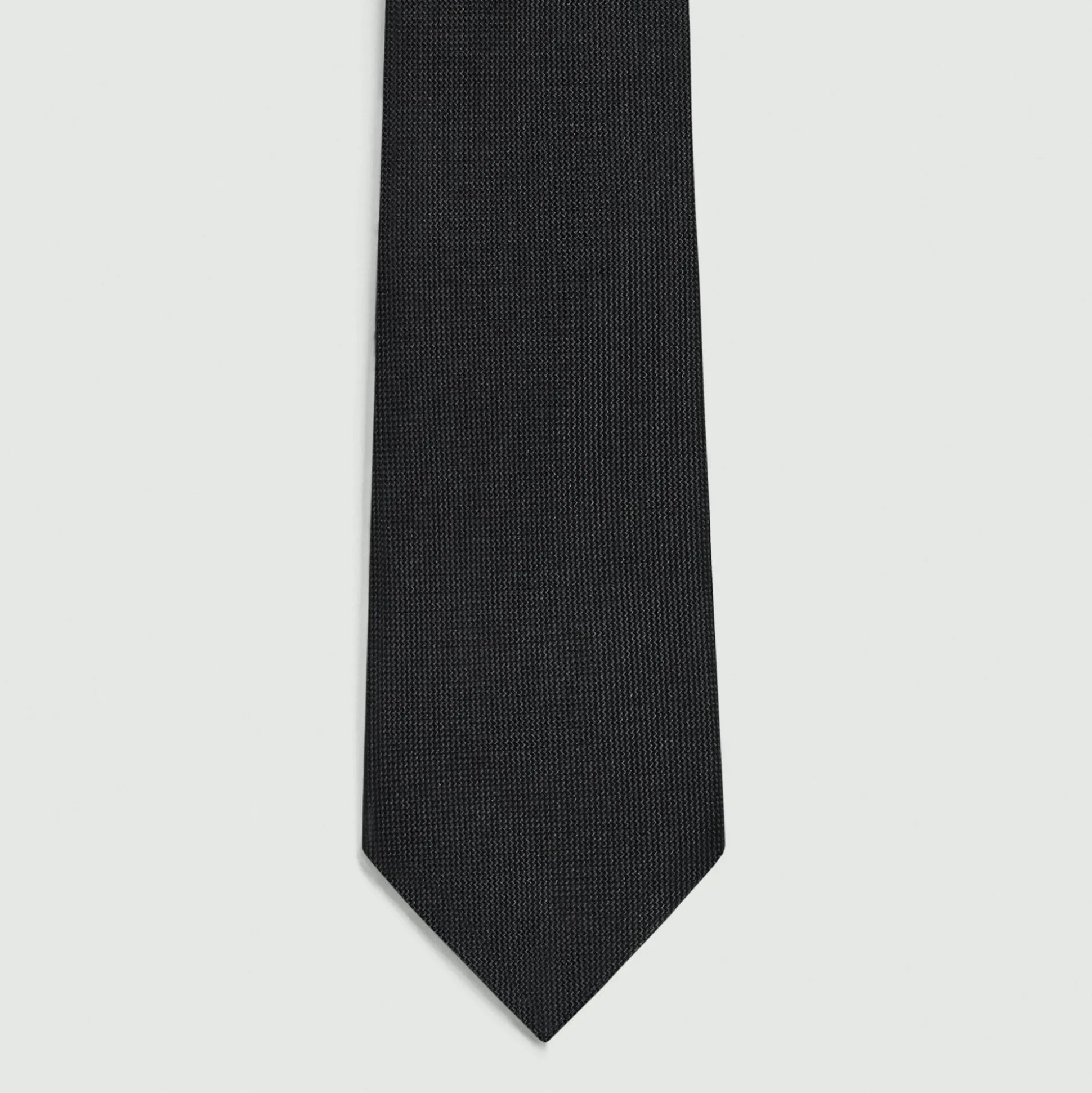 Theory Roadster Slim Tie In Silk-Men Accessories